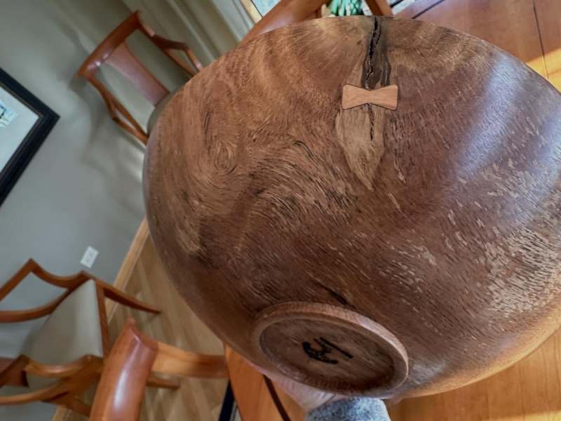 I call these hurricane bowls. After the hurricanes I was busy collecting downed oak in Florida, enough to create over 20 items. They were very wet, one bowl kept creating itself through the second drying session. I used a cherry butterfly patch to keep it in place.
